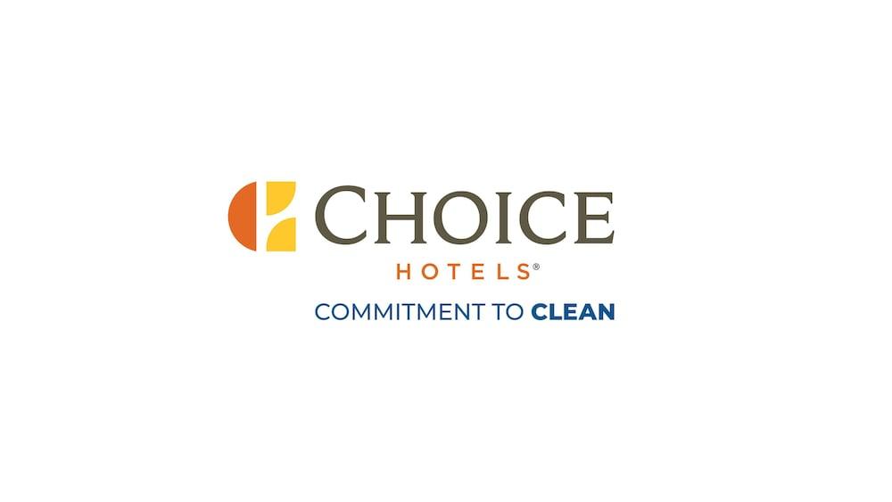 Quality Inn Манчестер Экстерьер фото
